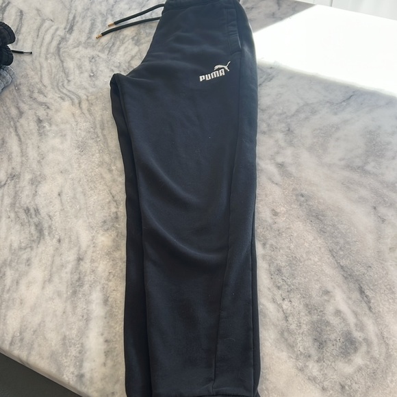 Puma joggers - Picture 2 of 3